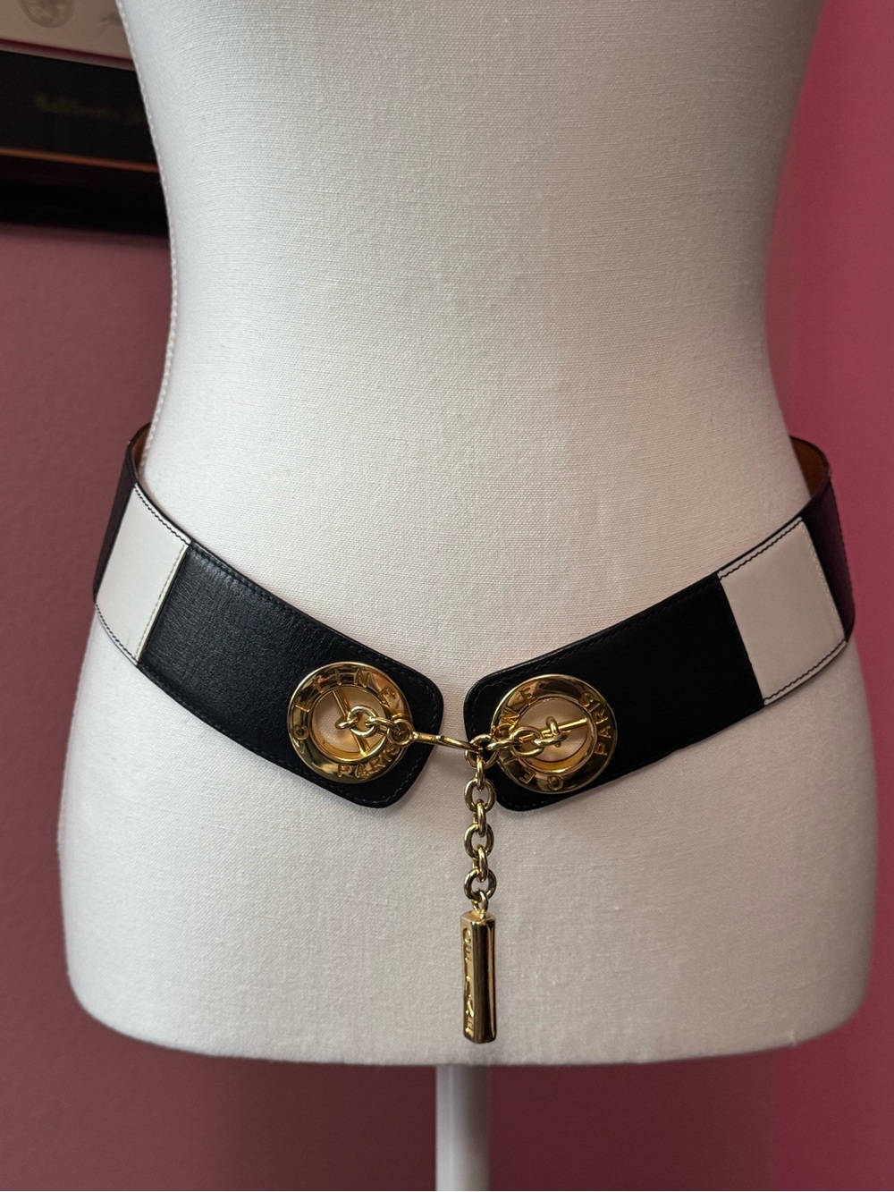 Celine-Black & White Panel Waist Belt with Gold Chain Accent- size 80 (euro)